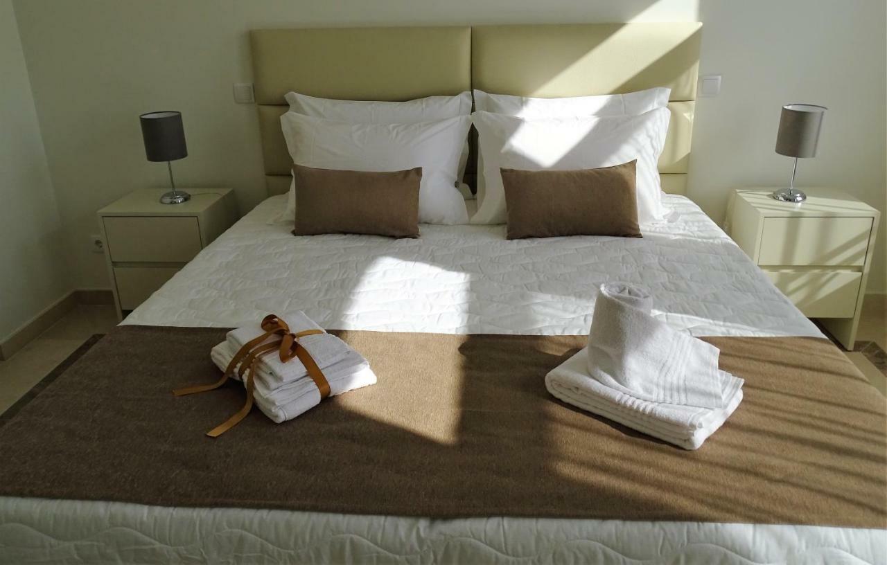 Bowen, Luxury Suites Lagos Luaran gambar